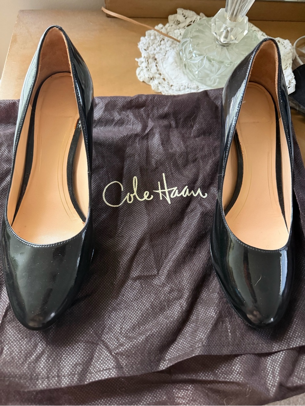 Cole Haan Nike Air Women's Black Patent Leather Pumps EUC